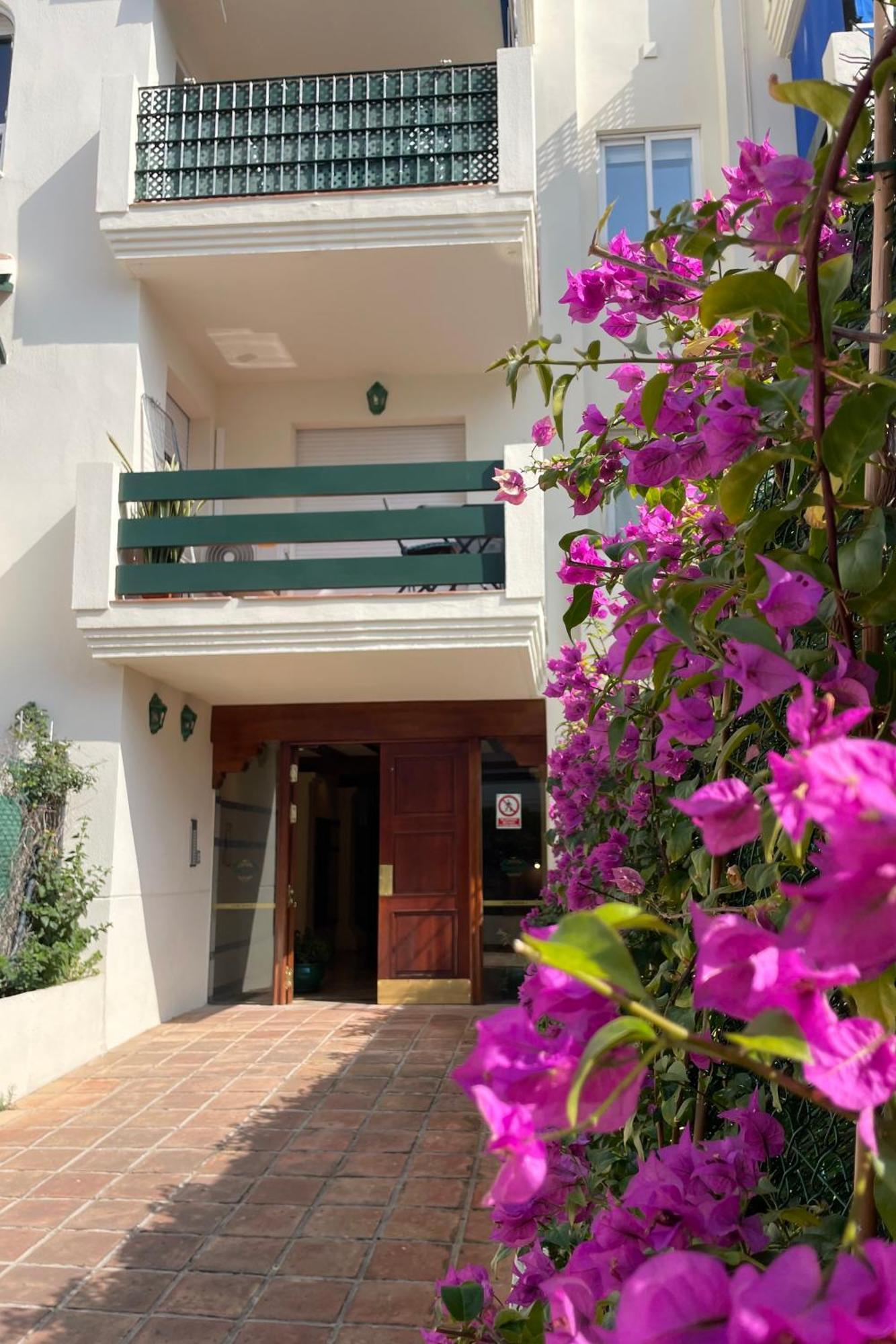 Puerto Banus Charming 1 Bedroom Marbella